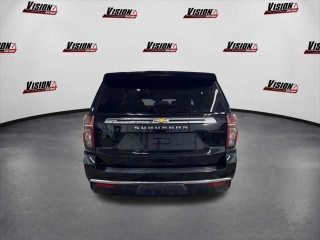 2022 Chevrolet Suburban 4WD LS