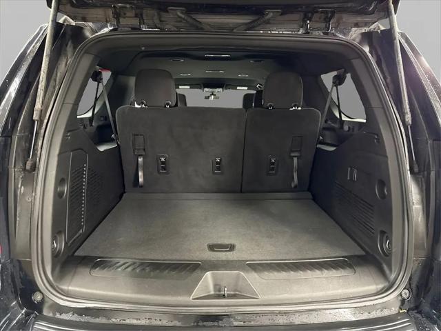 2022 Chevrolet Suburban 4WD LS