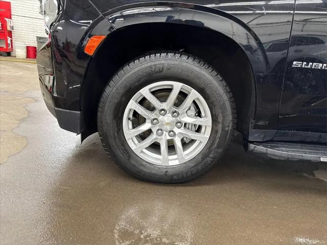 2022 Chevrolet Suburban 4WD LS