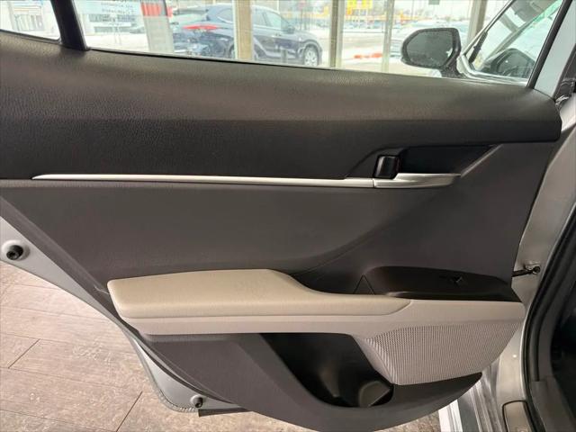 2023 Toyota Camry SE AWD