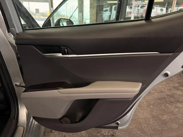 2023 Toyota Camry SE AWD