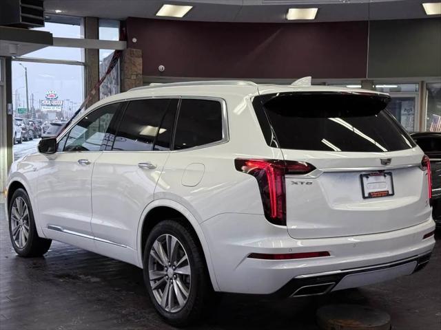 2023 Cadillac XT6 FWD Premium Luxury