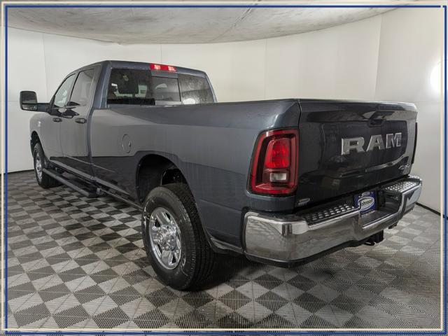2026 Ram 3500 Tradesman Crew Cab 4x4 8 Box