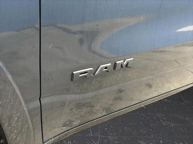 2026 Ram 1500 Laramie Crew Cab 4x4 57 Box