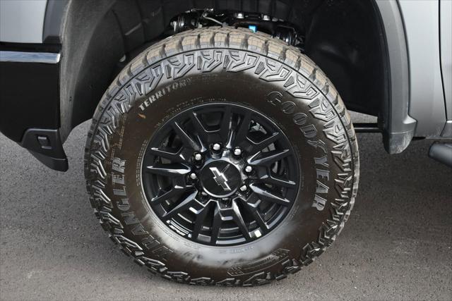 2026 Chevrolet Silverado 2500HD Crew Cab, Standard Bed, XR2, 4WD