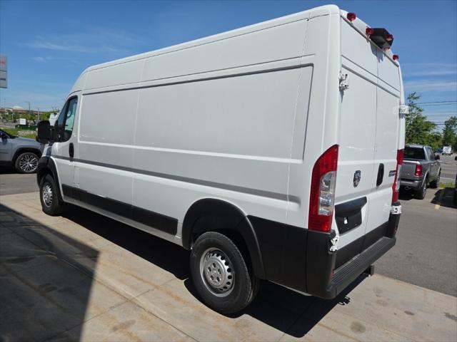 2026 Ram ProMaster 2500 Cargo Van Tradesman High Roof 159" WB w/Pass Seat