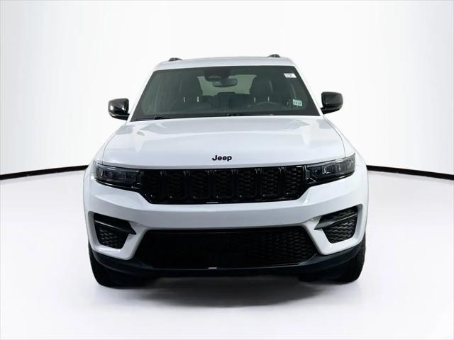 2023 Jeep Grand Cherokee Altitude 4x4