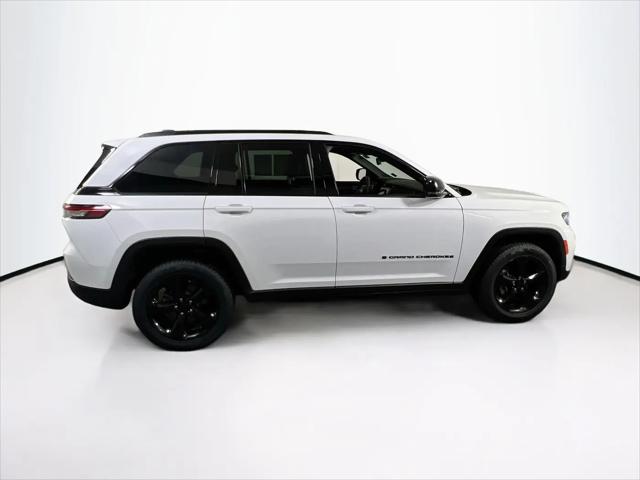 2023 Jeep Grand Cherokee Altitude 4x4