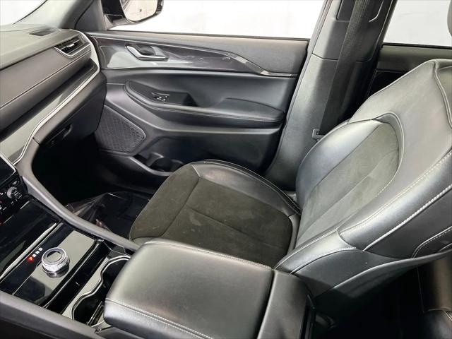 2023 Jeep Grand Cherokee Altitude 4x4