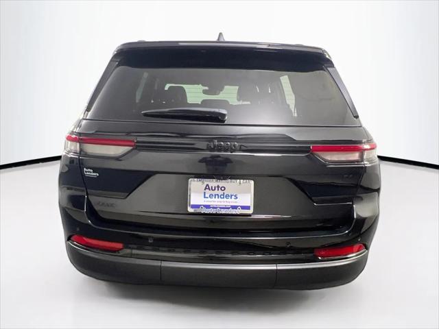 2023 Jeep Grand Cherokee Altitude 4x4