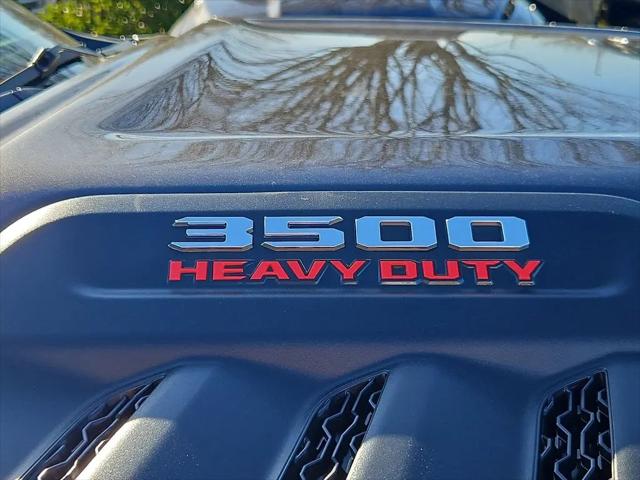 2026 Ram 3500 Laramie Crew Cab 4x4 8' Box