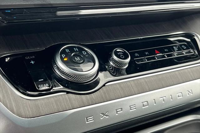 2025 Ford Expedition Platinum MAX
