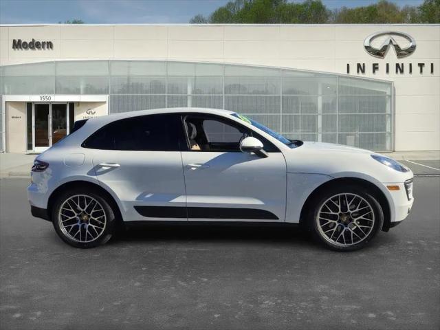 2018 Porsche Macan Sport Edition