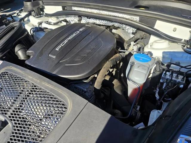 2018 Porsche Macan Sport Edition