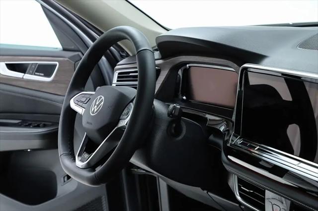 2026 Volkswagen Atlas SEL Premium R-Line