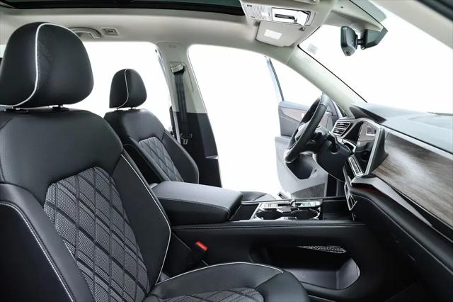 2026 Volkswagen Atlas SEL Premium R-Line
