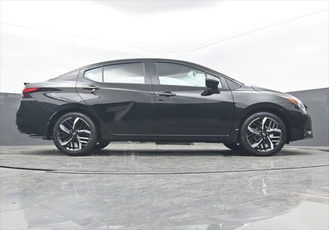 2025 Nissan Versa 1.6 SR