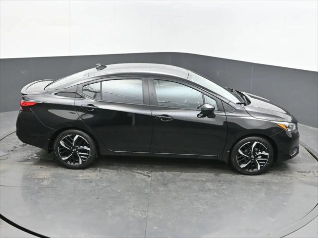 2025 Nissan Versa 1.6 SR