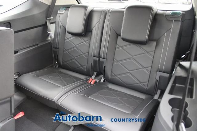 2026 Volkswagen Atlas SE with Technology