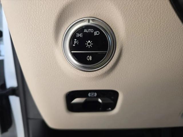 2026 Mercedes-Benz C-CLASS C 300 C 300