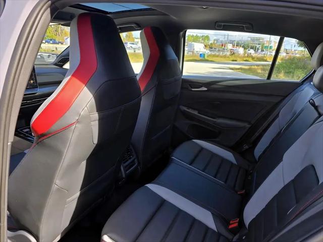 2026 Volkswagen Golf GTI SE