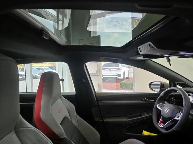 2026 Volkswagen Golf GTI SE