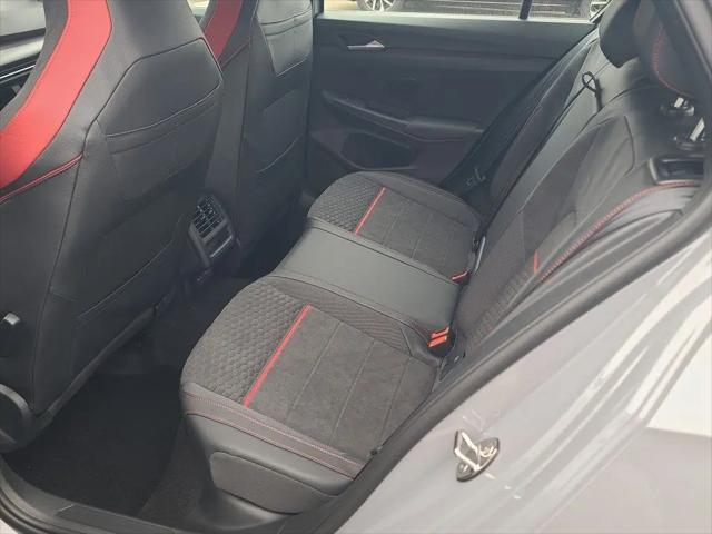 2026 Volkswagen Golf GTI SE