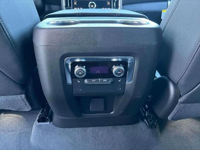 2026 GMC Yukon XL 4WD Elevation