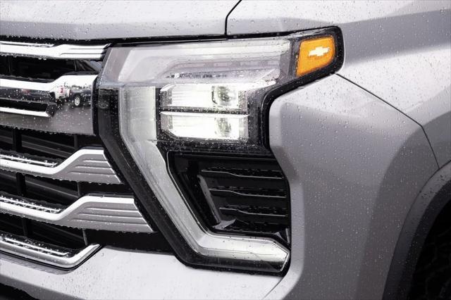 2026 Chevrolet Silverado 2500HD Crew Cab, Standard Bed, High Country, 4WD
