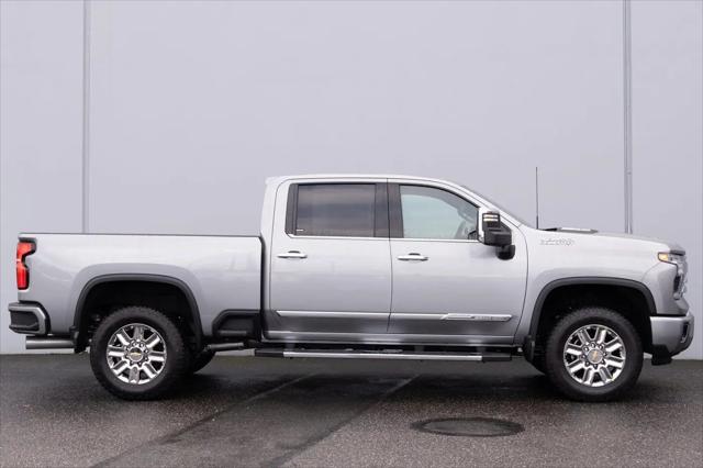 2026 Chevrolet Silverado 2500HD Crew Cab, Standard Bed, High Country, 4WD