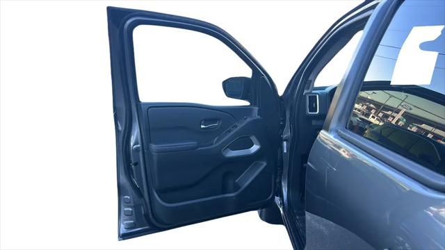 2026 Nissan Frontier Crew Cab SV 4x2