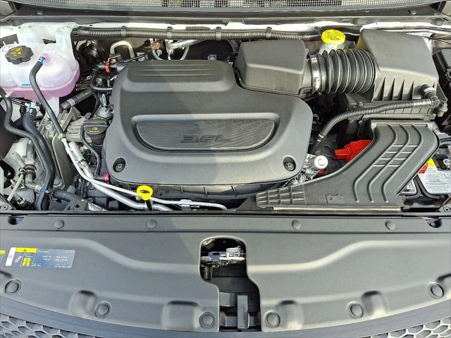 2026 Chrysler Voyager LX