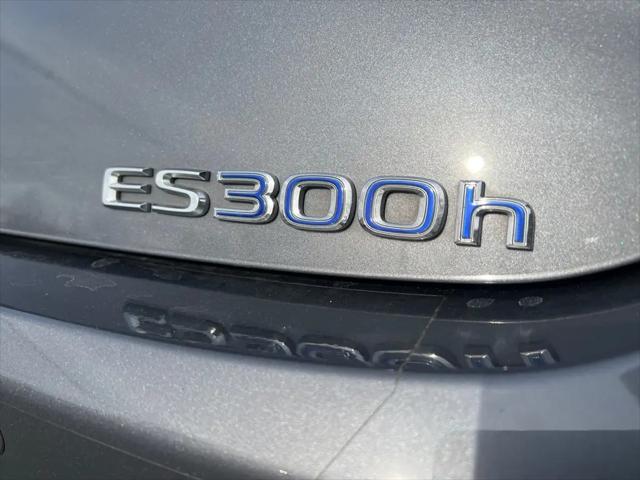 2019 Lexus ES 300h ES 300h