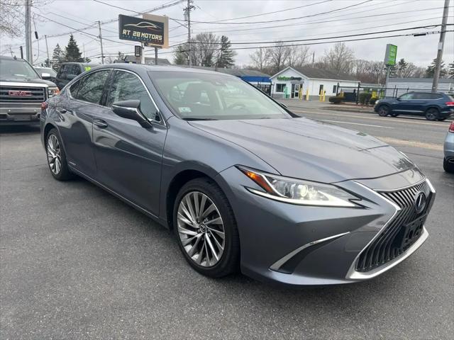 2019 Lexus ES 300h ES 300h