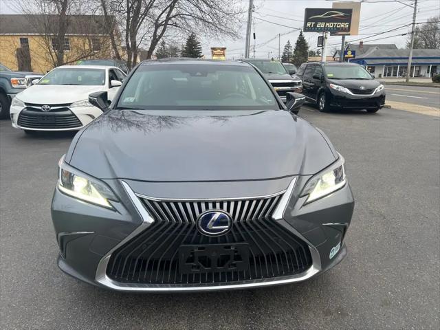 2019 Lexus ES 300h ES 300h