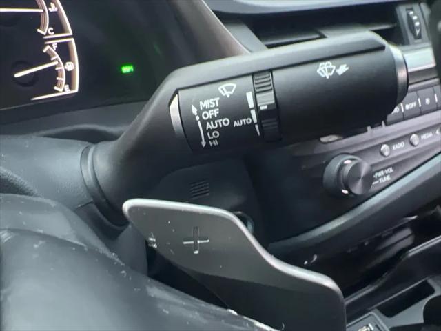 2019 Lexus ES 300h ES 300h