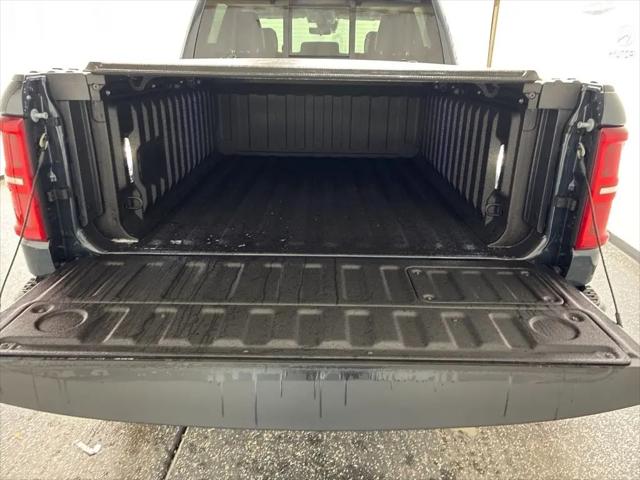 2026 Ram 1500 Tungsten Crew Cab 4x4 5'7" Box