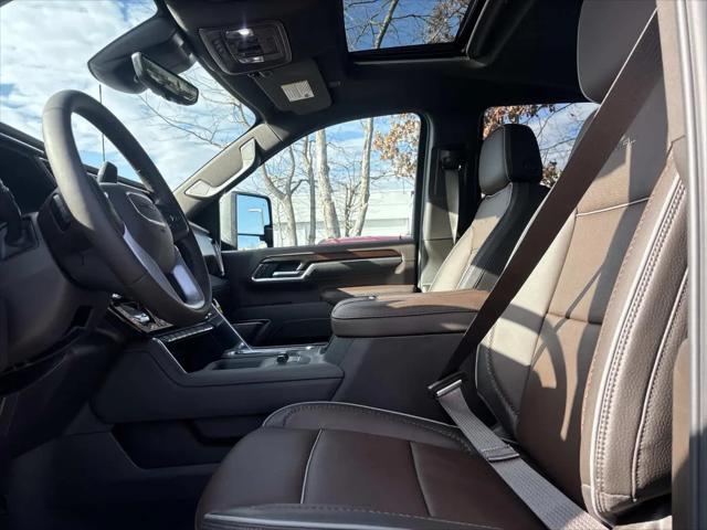 2026 GMC Sierra 2500HD Crew Cab, Standard Bed, Denali, 4WD