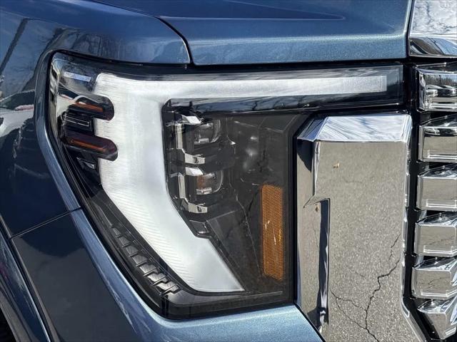 2026 GMC Sierra 2500HD Crew Cab, Standard Bed, Denali, 4WD