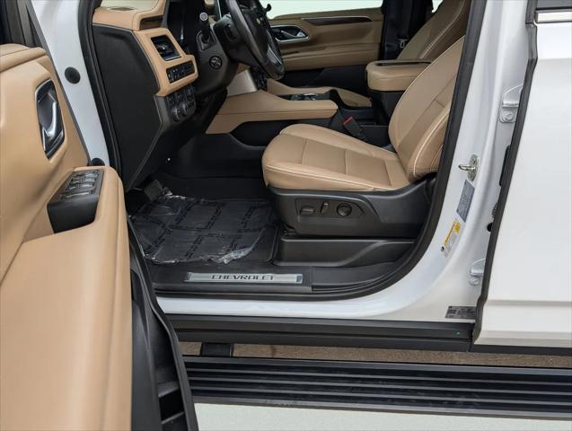 2022 Chevrolet Suburban 4WD Premier