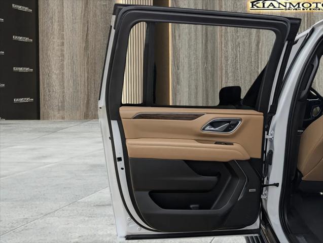 2022 Chevrolet Suburban 4WD Premier