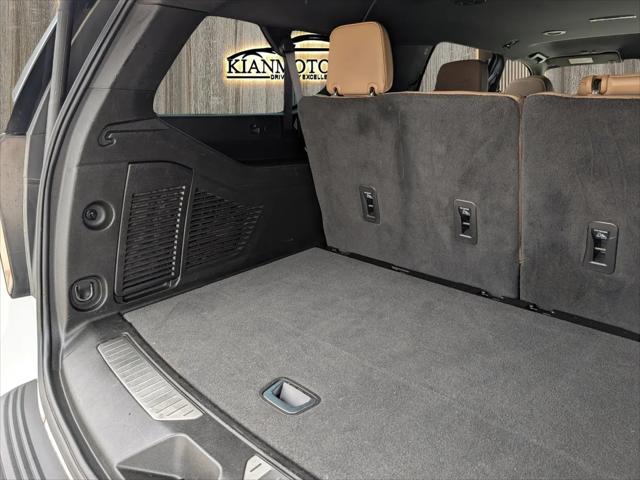 2022 Chevrolet Suburban 4WD Premier
