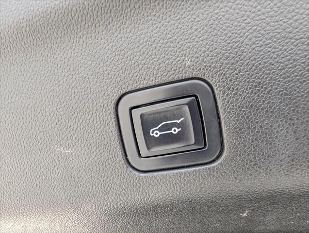 2022 Chevrolet Suburban 4WD Premier