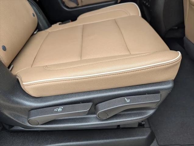2022 Chevrolet Suburban 4WD Premier