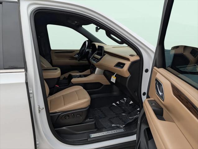 2022 Chevrolet Suburban 4WD Premier
