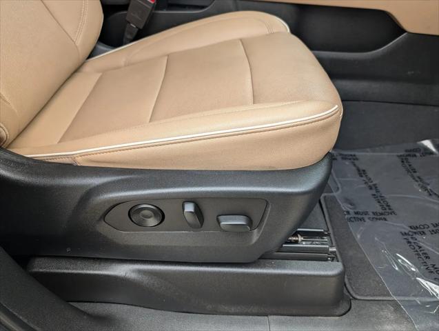 2022 Chevrolet Suburban 4WD Premier