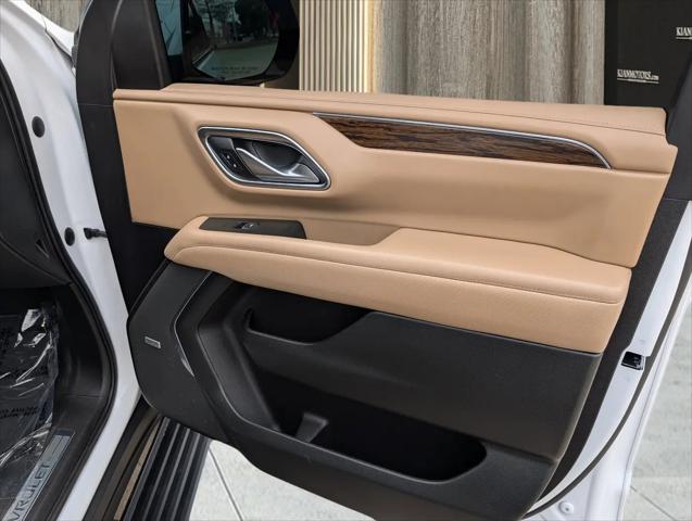 2022 Chevrolet Suburban 4WD Premier