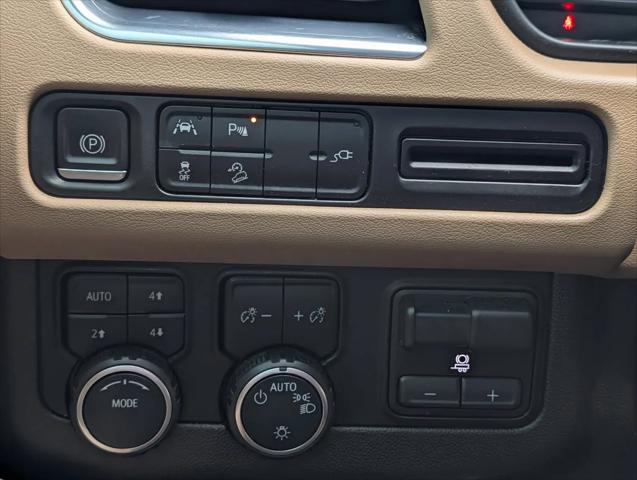2022 Chevrolet Suburban 4WD Premier