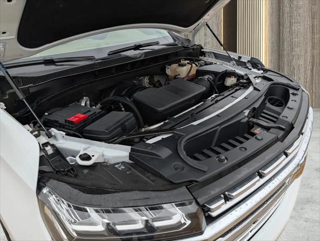 2022 Chevrolet Suburban 4WD Premier