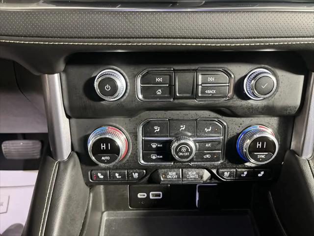 2024 GMC Yukon 4WD SLT